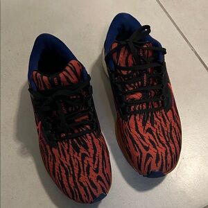 Women Nike Air Zoom Pegasus 38 - size 8